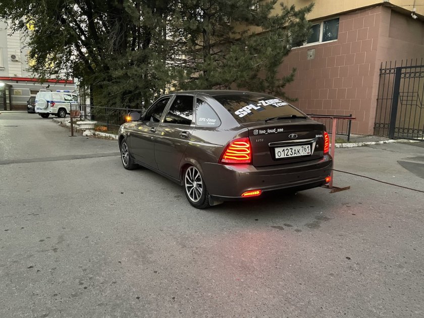 Задние фонари АМГ на приору