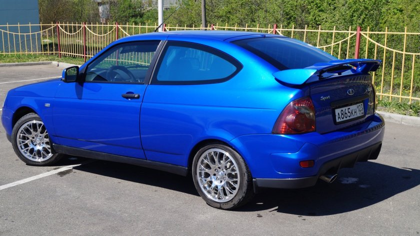 Лада Приора спорт купе