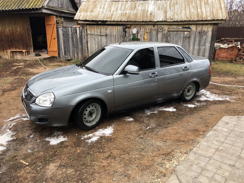 Приора кварц седан