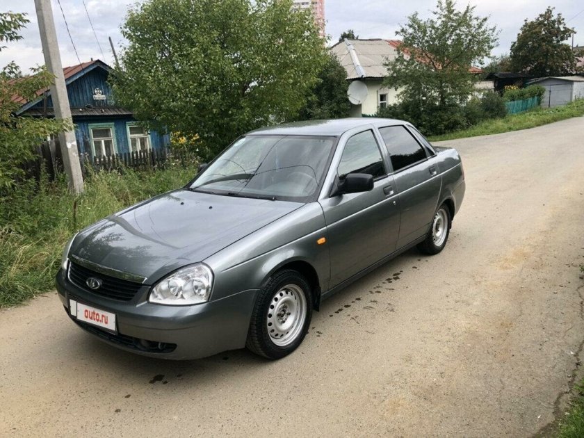 Приора кварц седан