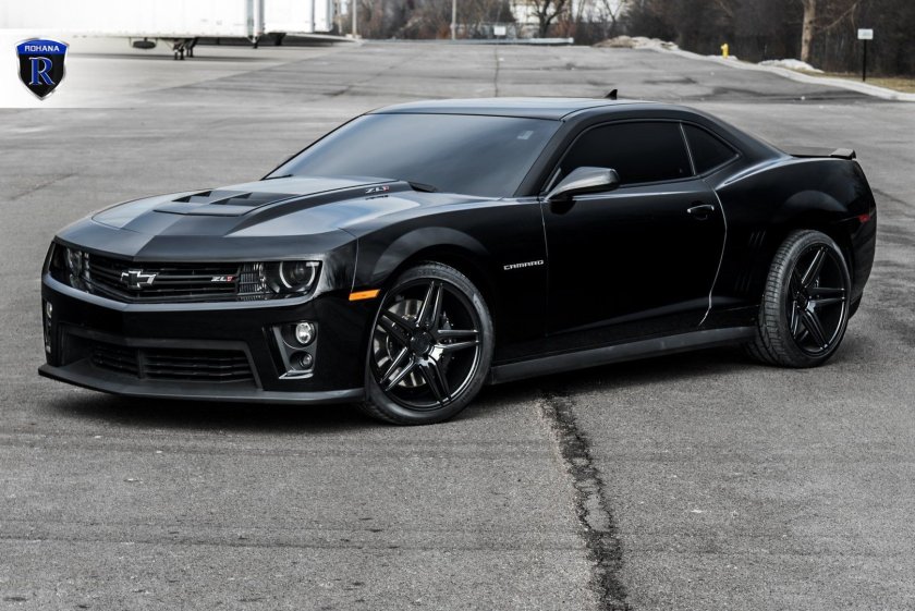 Chevrolet Camaro черный
