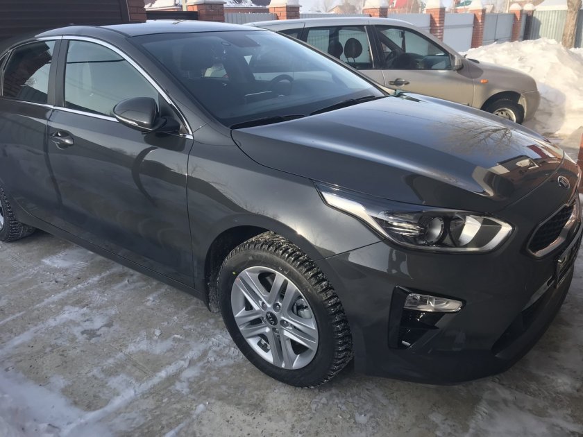 Kia Ceed Penta Metal