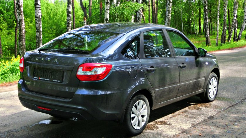 Lada Granta лифтбек