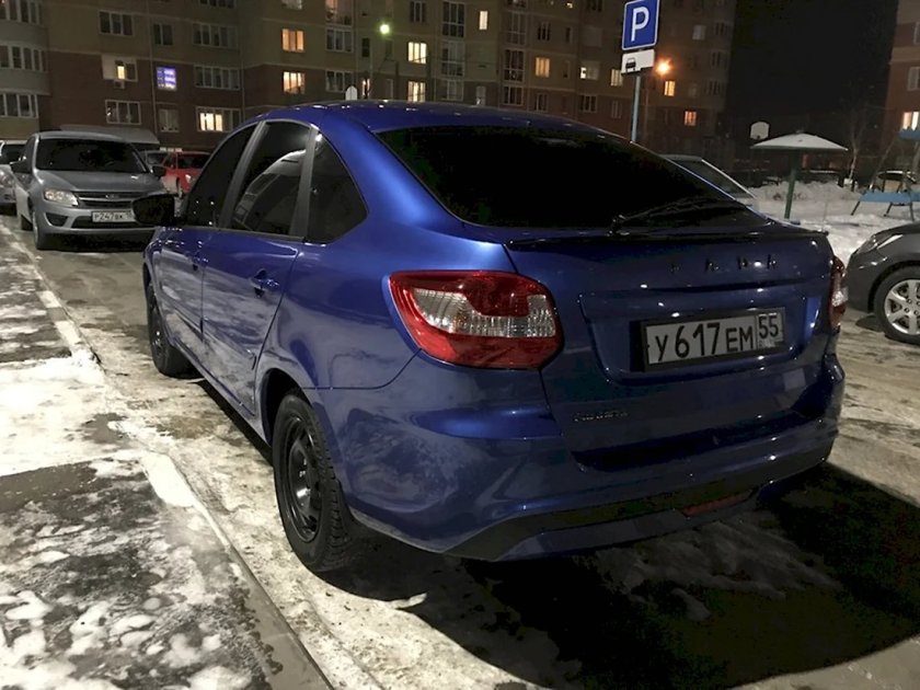 Гранта фл лифтбек
