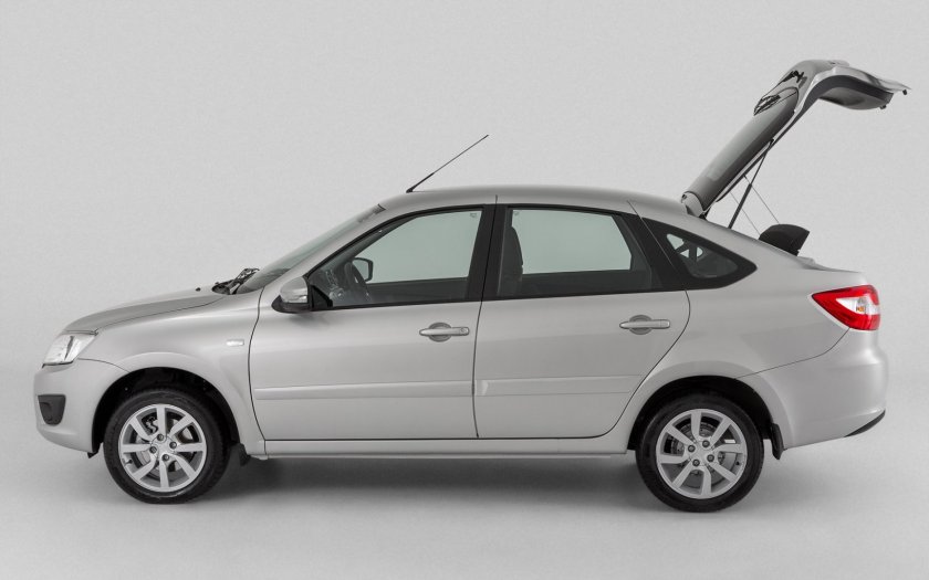 Lada Granta Liftback