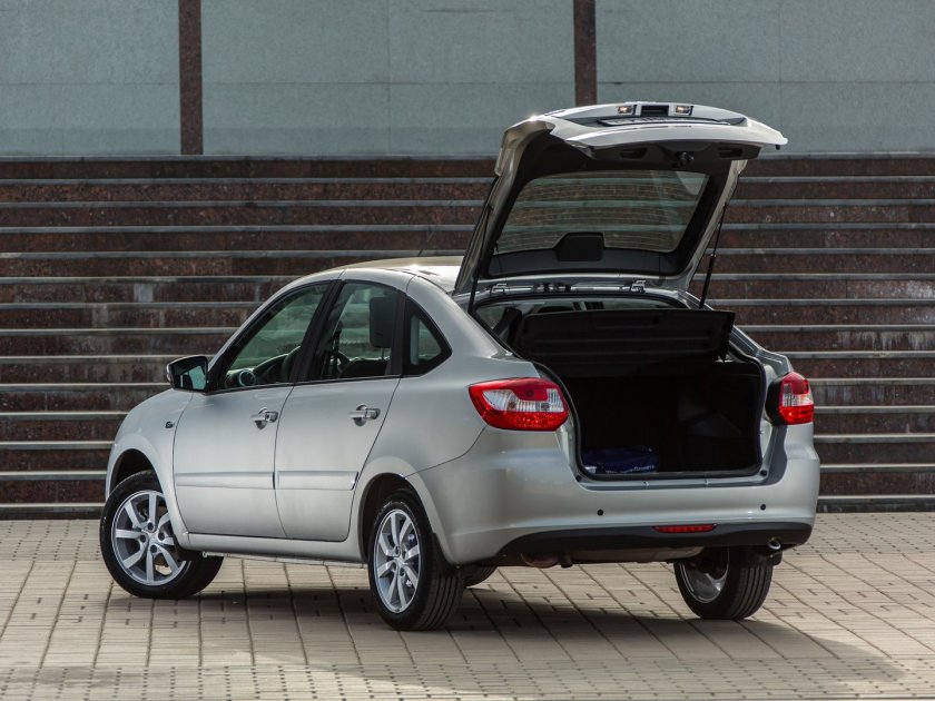 Lada Granta Liftback