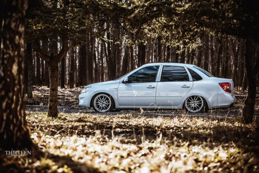 Лада Гранта stance