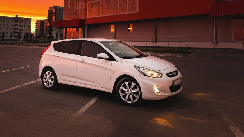 Hyundai Solaris хэтчбек