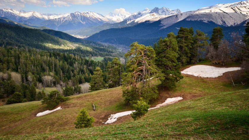 Поселок Архыз горы