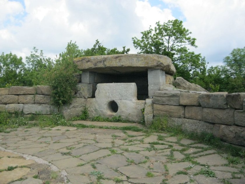 Геленджик дольмены Нексис