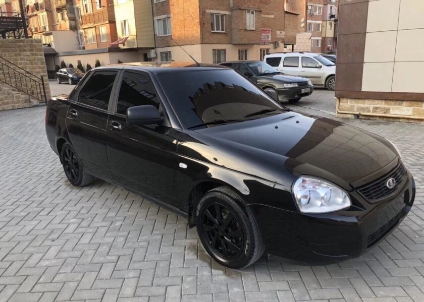 Лада Приора Блэк эдишн