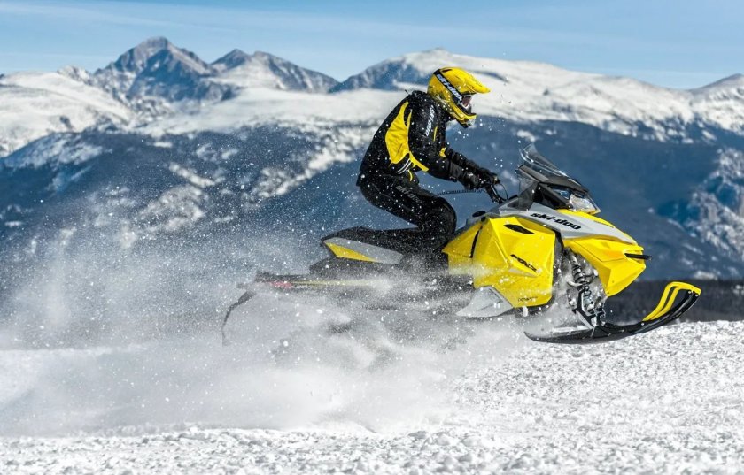 Горный снегоход Ski Doo