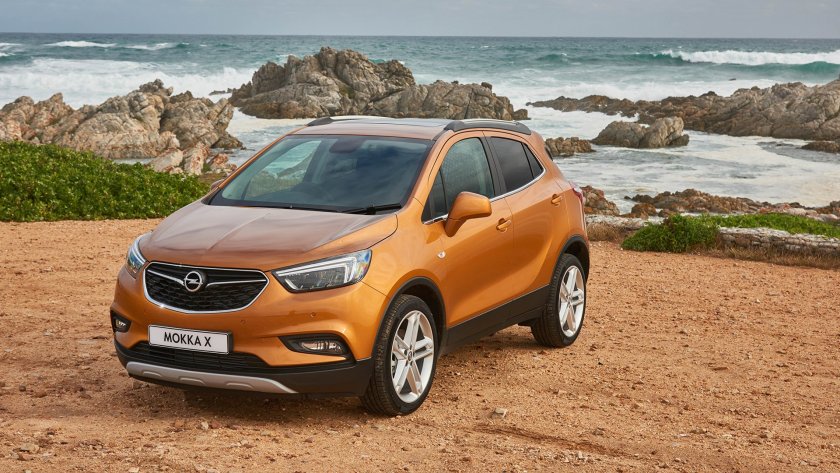 Opel Mokka оранжевый