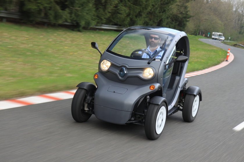 Двухместный Рено Twizy