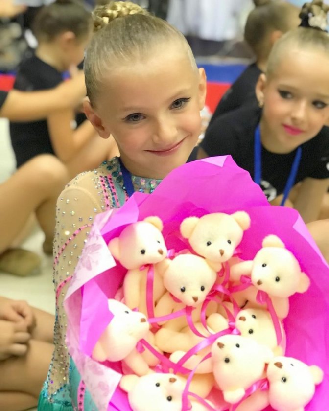 Мисс Николь художественная гимнастика