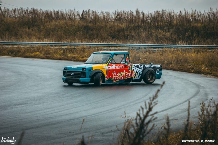 Дрифт на Ниве зимой