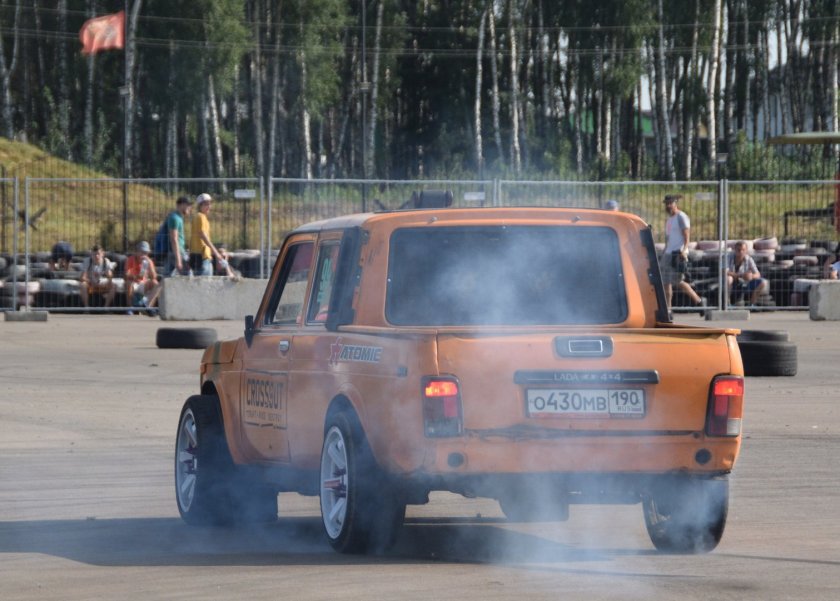 Niva пикап дрифт