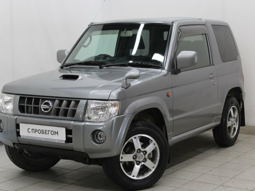 Мини джип Ниссан Кикс