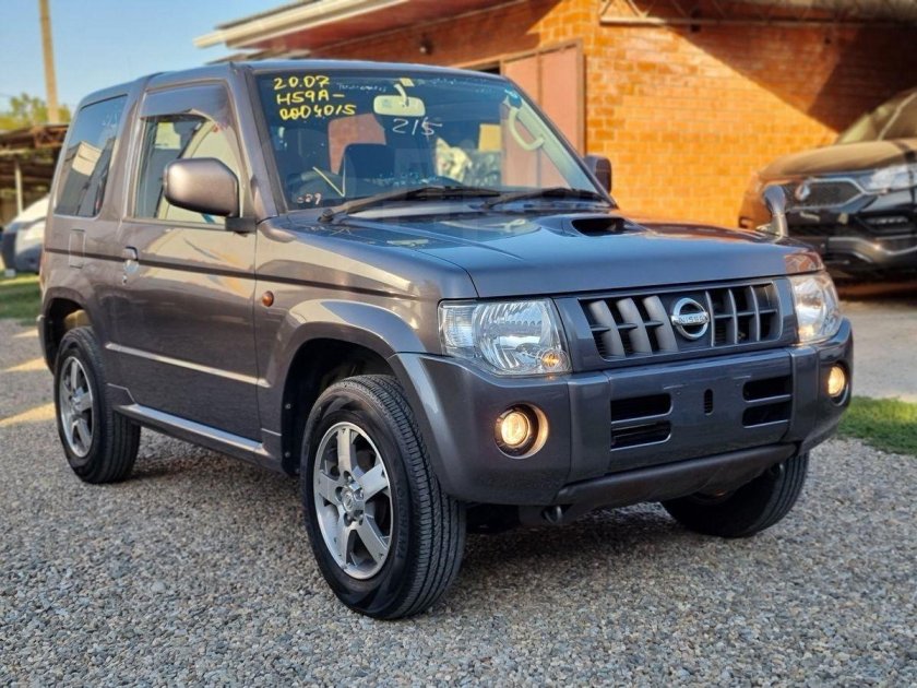 Мини джип Ниссан Кикс