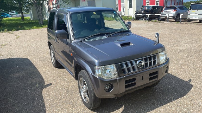Паджеро мини и Ниссан Кикс