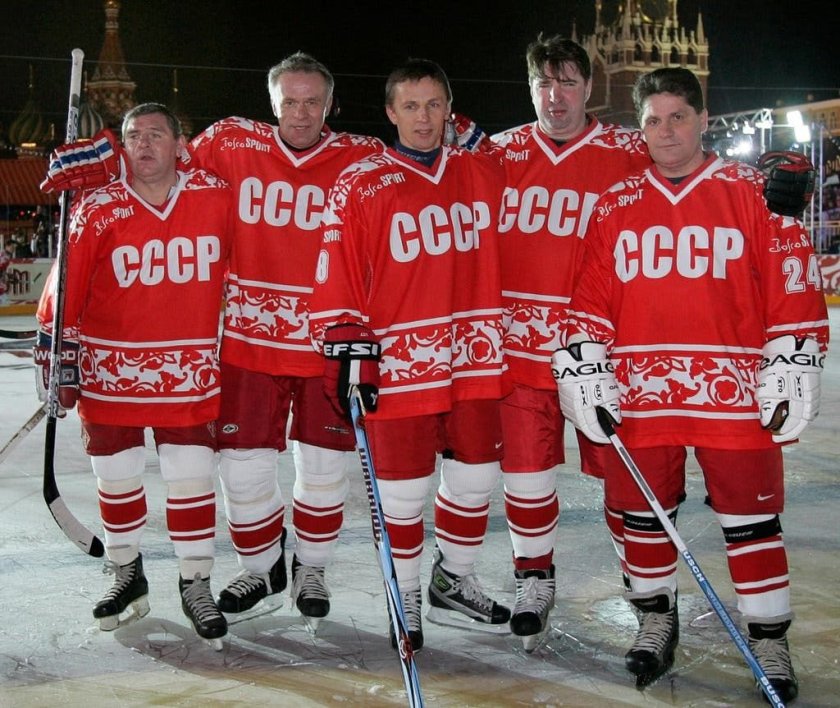Красная пятерка хоккей