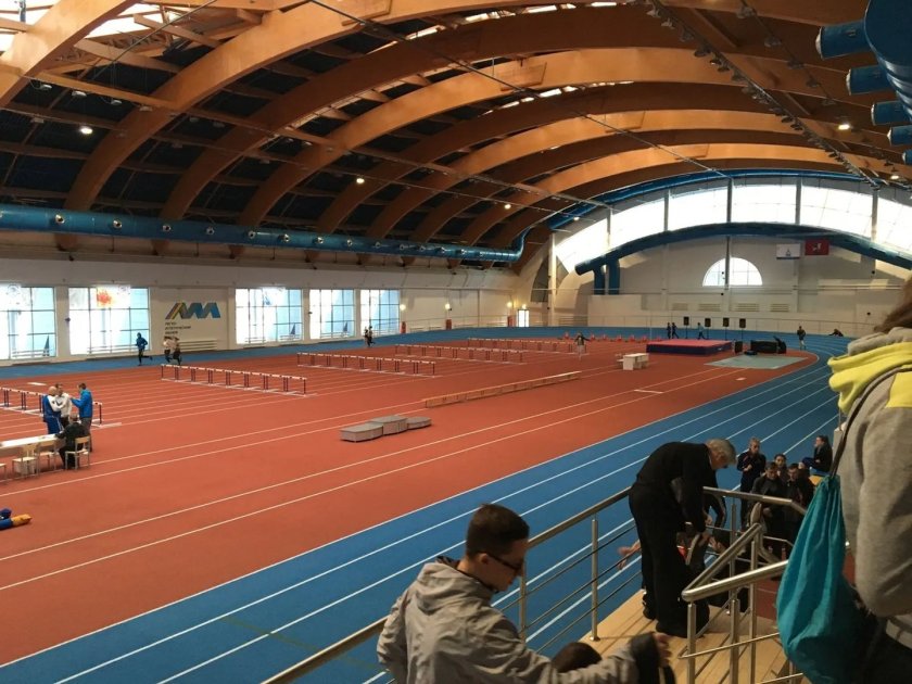 Легкоатлетический манеж