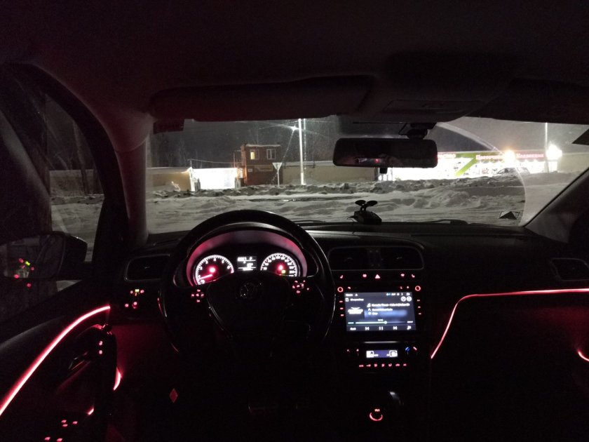 Ambient Light поло седан