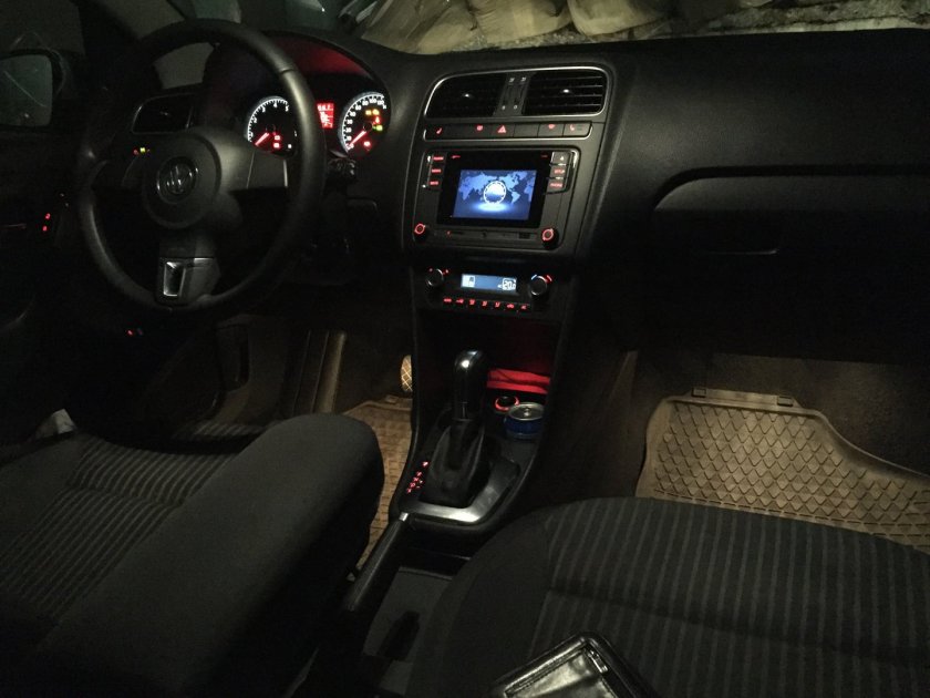 Подсветка ног Volkswagen Polo sedan