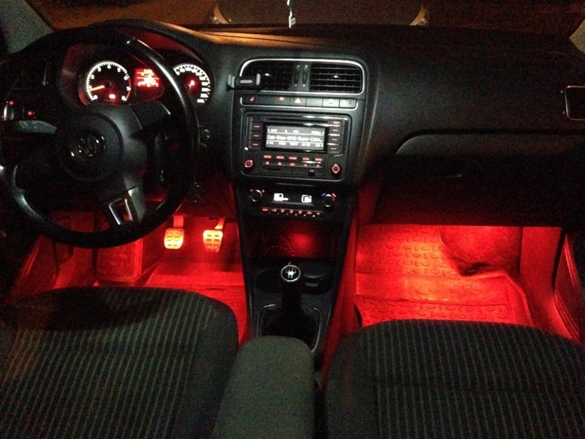Подсветка салона VW Polo sedan