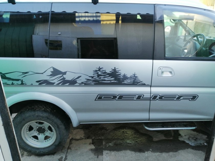 Mitsubishi Delica оракал