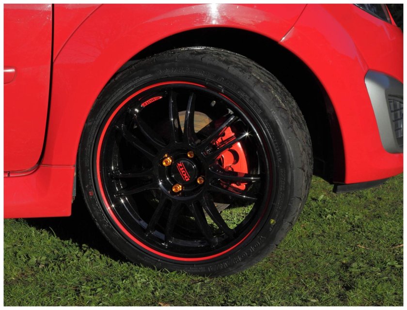 Dotz Shift Pinstripe Red