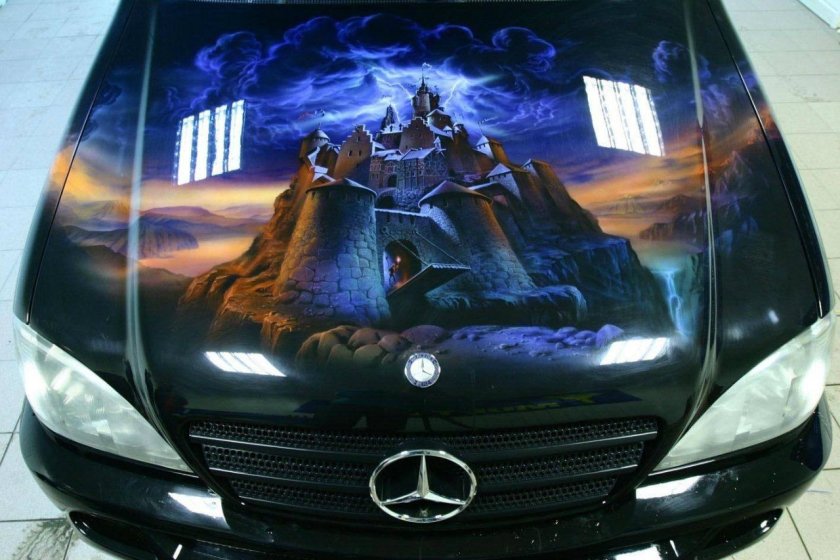 Красивая аэрография на авто
