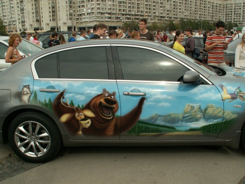 Аэрография на машине