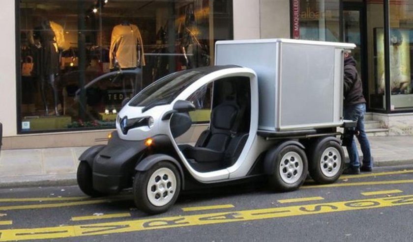 Маленький Рено Twizy