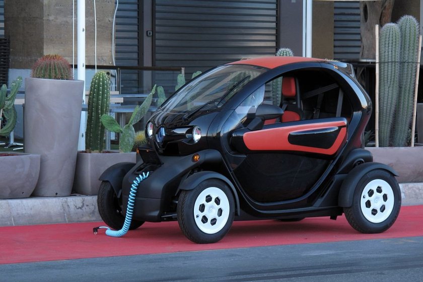 Renault Twizy электромобиль