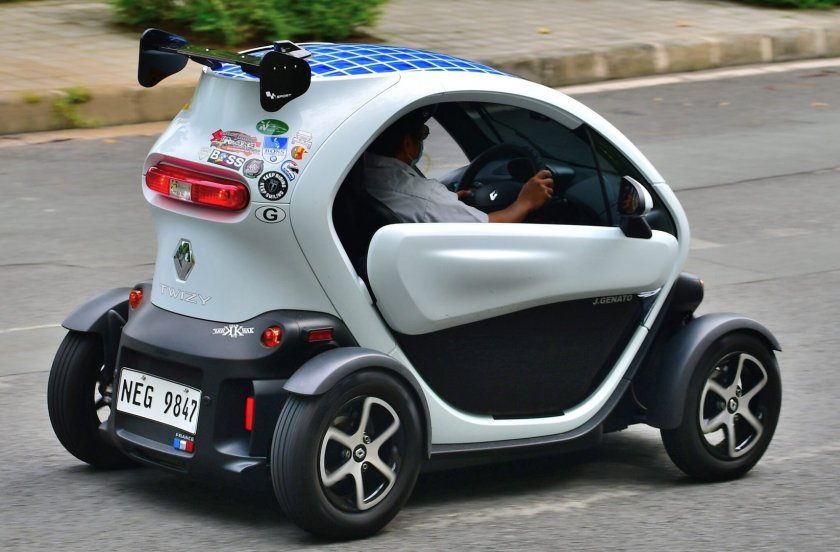 Renault Twizy электромобиль
