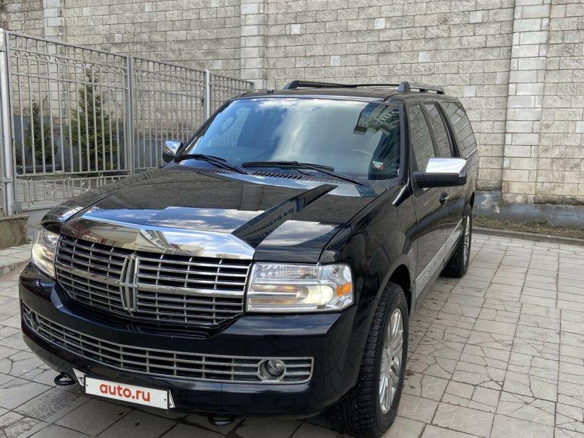 Lincoln Navigator l III