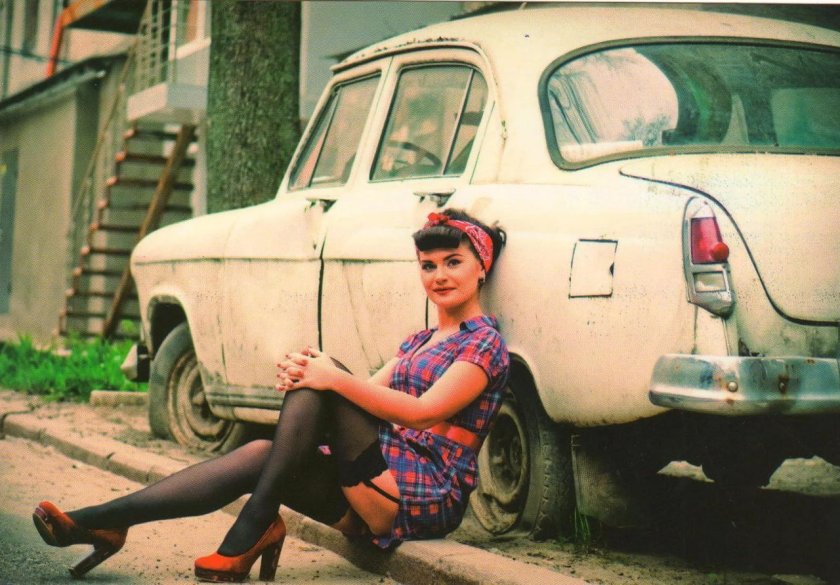 Советские машины и девушки