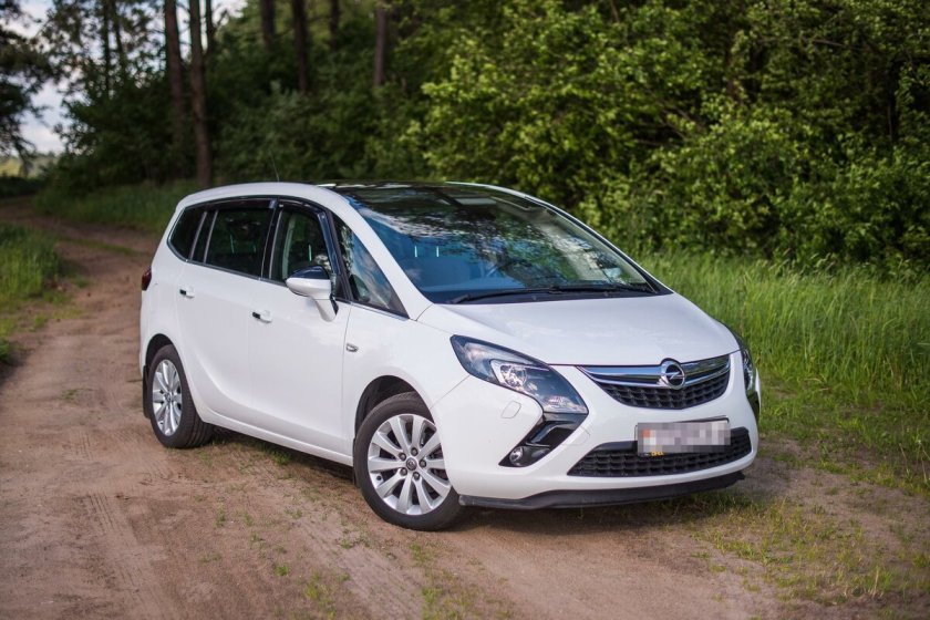 Opel Zafira c