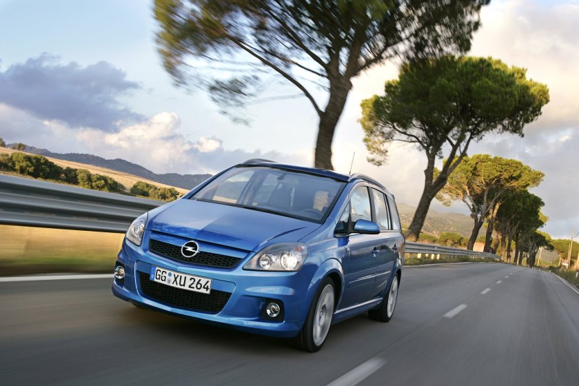 Opel Zafira OPC