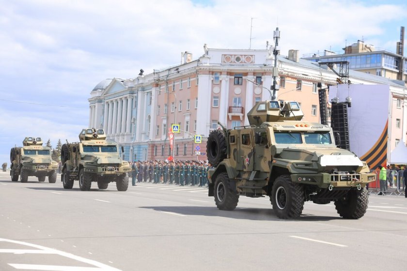 Броневик ВПК Урал