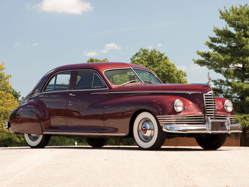 Packard Clipper sedan