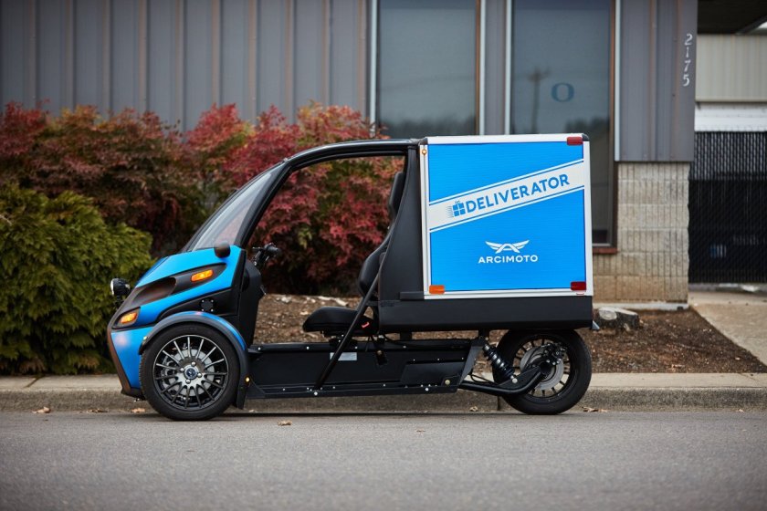 Электрический трайк Arcimoto