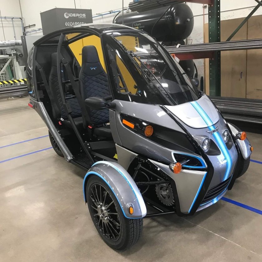 Электрический трайк Arcimoto
