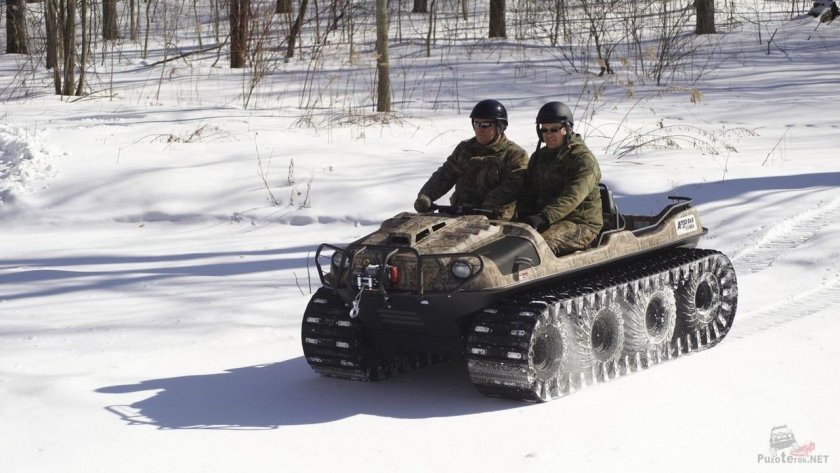 Гусеничный мотовездеход Jet Snow