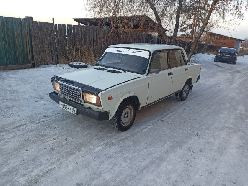 Белая машина Улан Удэ