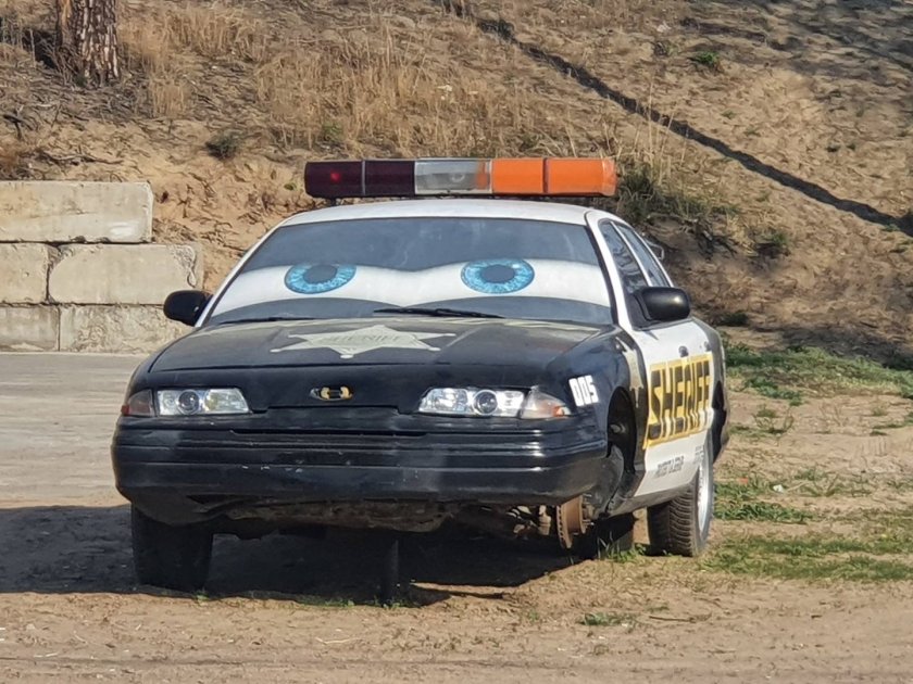 Автомобиль шерифа