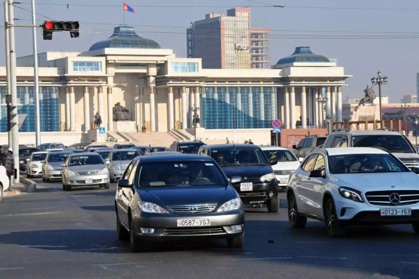 Улан Батор автомобили