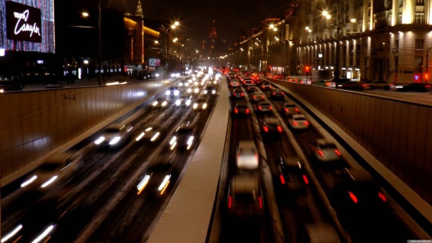 Движение машин в Москве