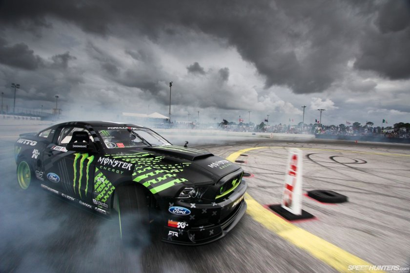 Monster Energy Ford Mustang RTR